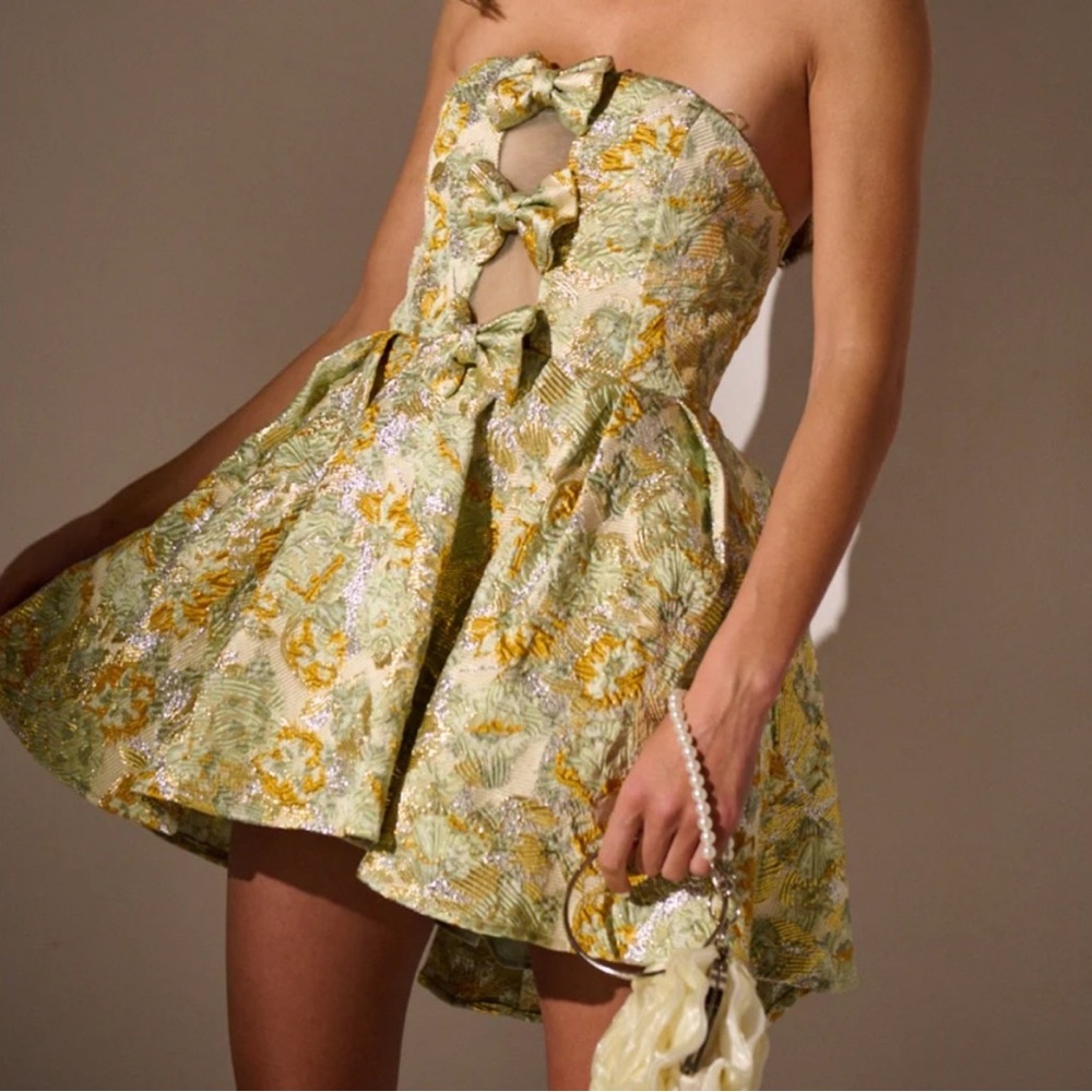 AKIRA Strapless Floral Brocade Mini Dress in Pale Green and Gold